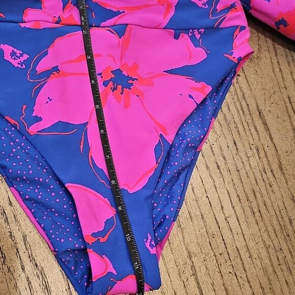 Maaji Reversible Floral Bikini Set Size L NWT - Picture 10 of 11